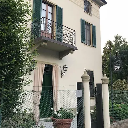 La Sosta Fuori Stazione Bed & Breakfast