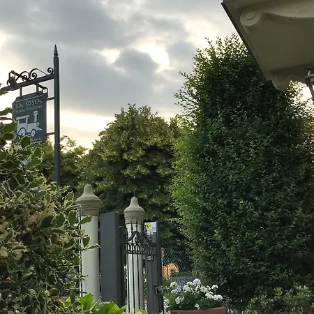 La Sosta Fuori Stazione