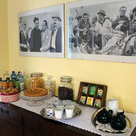 Bed and breakfast La Sosta Fuori Stazione 3*