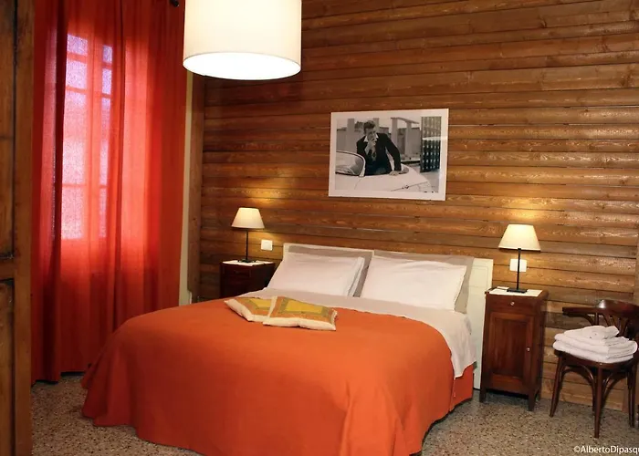 Bed & Breakfast La Sosta Fuori Stazione