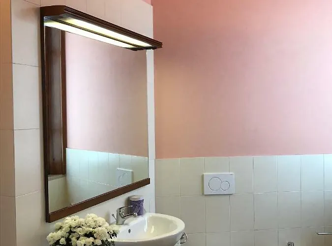 La Sosta Fuori Stazione Bed & Breakfast 3*